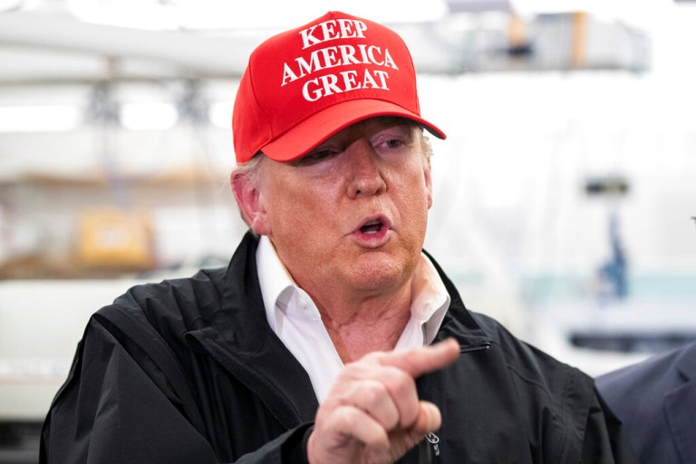 Trump gives remarks after touring the CDC on March 6. 
