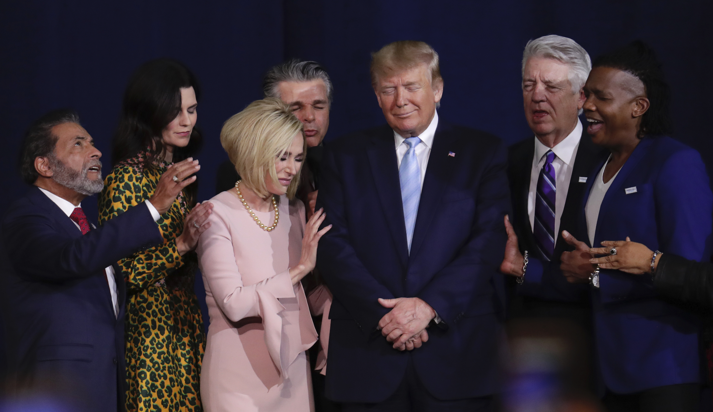 Trump: 2020 Democratic candidates ‘trying to punish religious believers’