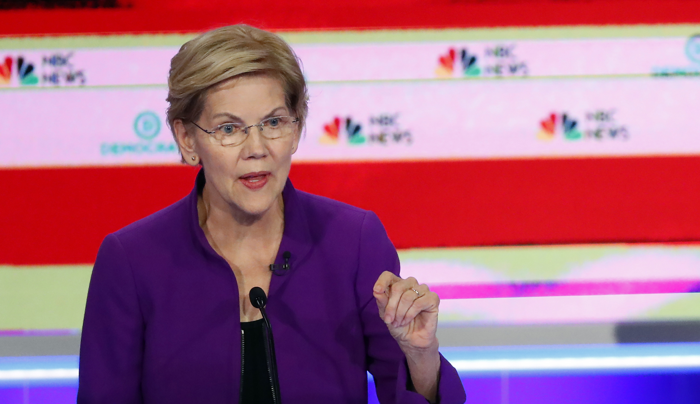 Elizabeth Warren leaves no doubt: She’s ‘with Bernie’ on kicking 180 million people off of private insurance