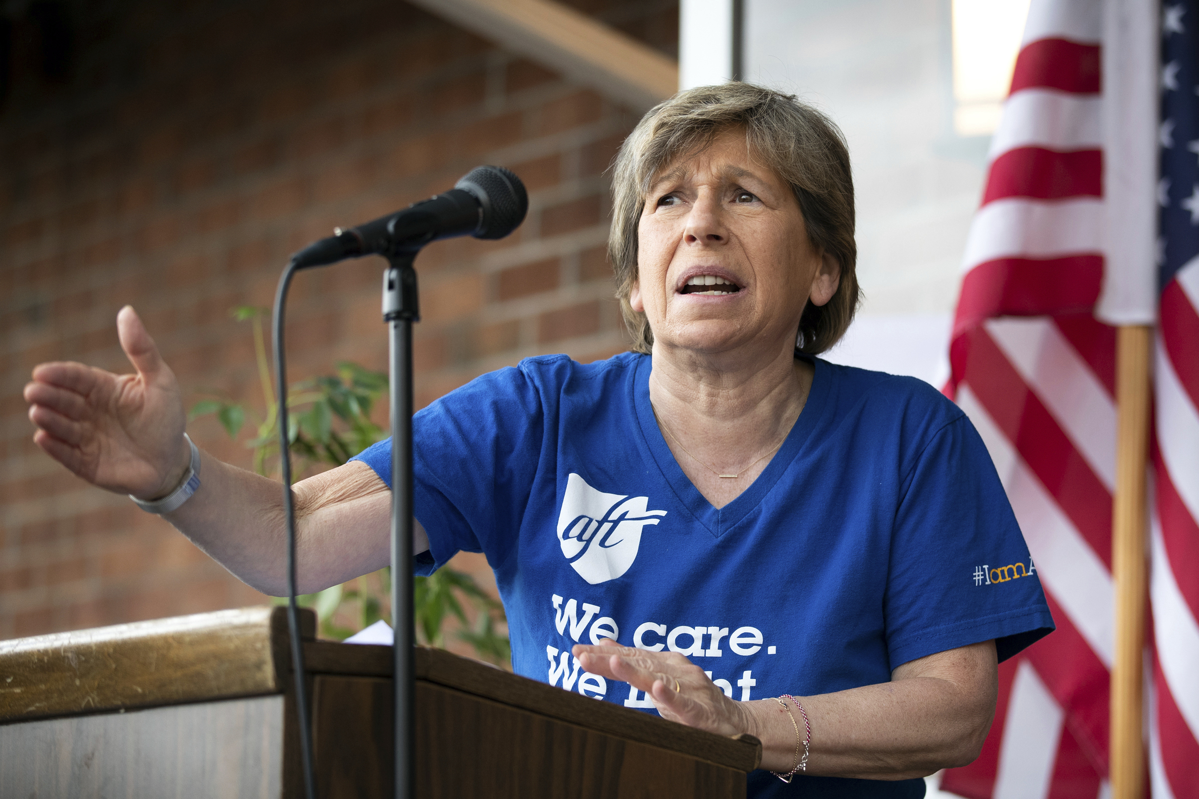 Randi Weingarten sidesteps question of hiding students’ orientations from parents