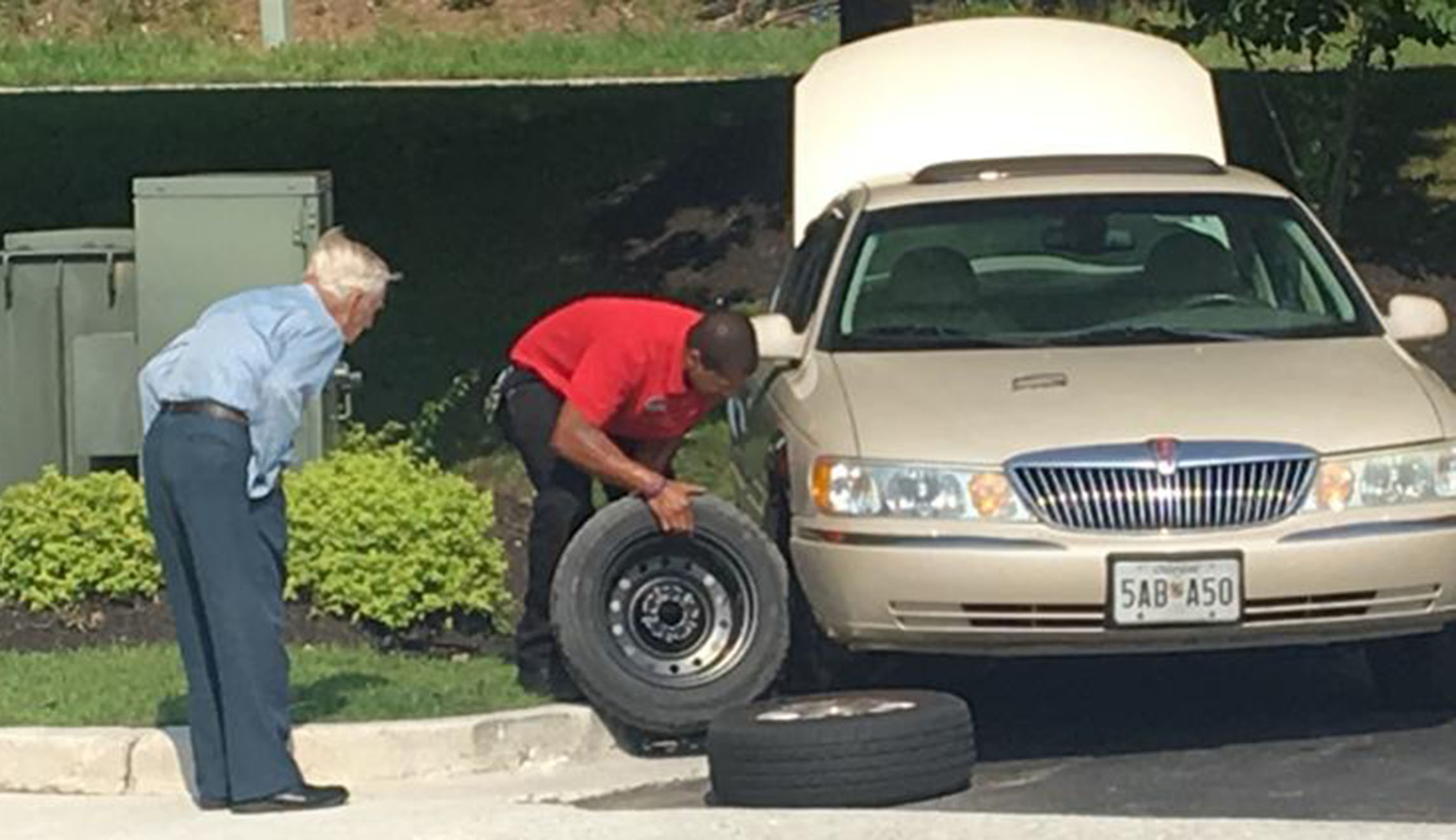 WATCH: Chick-fil-A manager helps WWII veteran fix flat tire after he walks into store nearly in tears