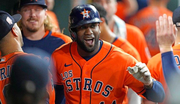 WATCH: MLB star hits three straight home runs in one game