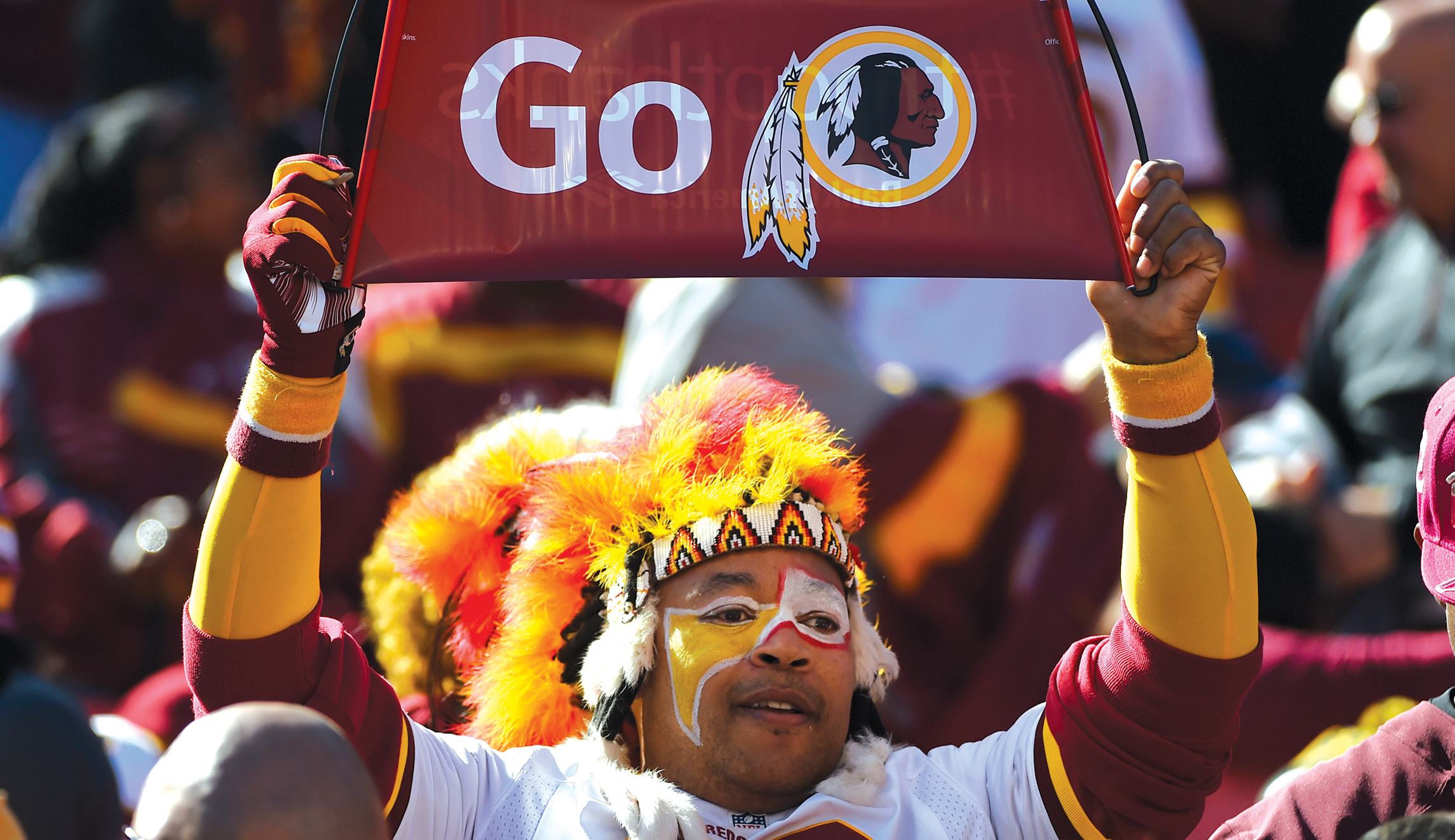 Washington Redskins to change team name