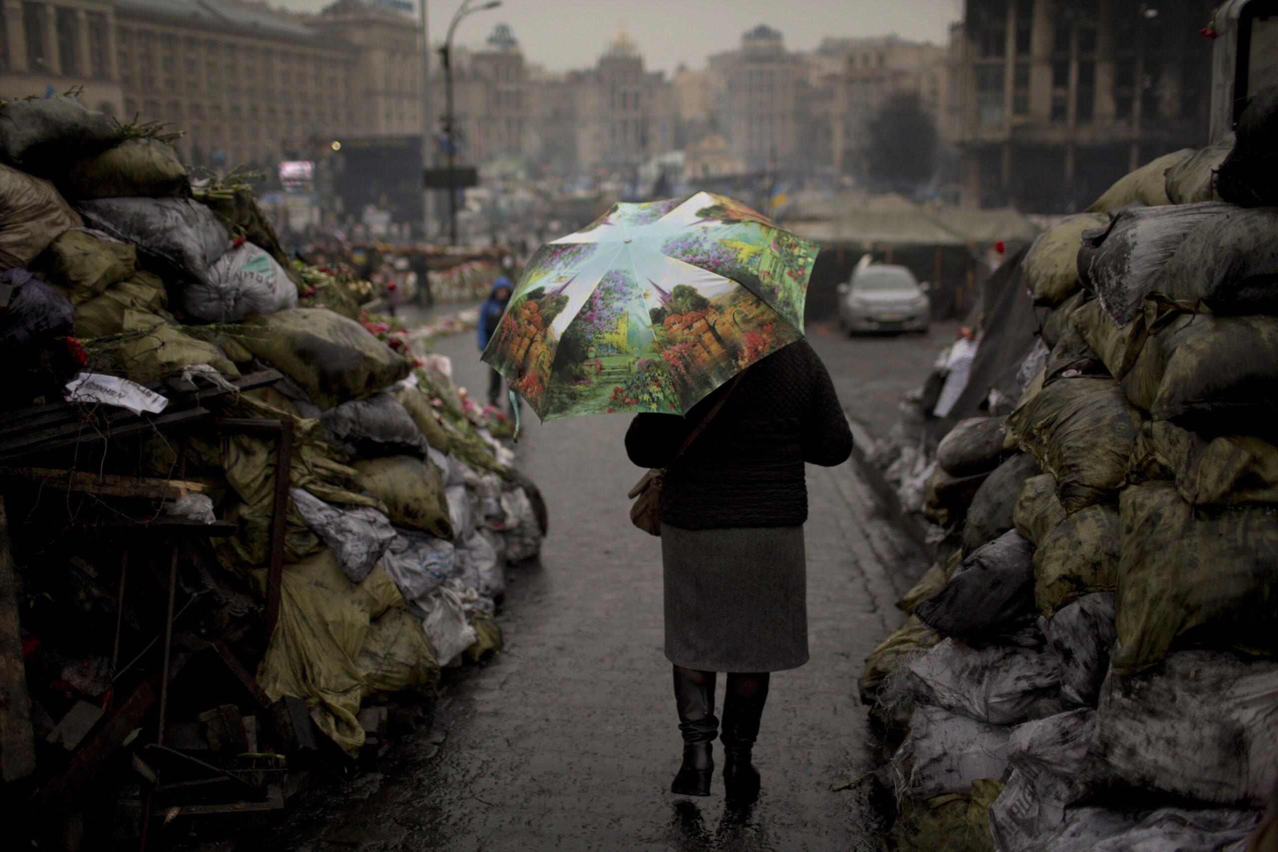 House overwhelmingly approves $1 billion Ukraine loan package