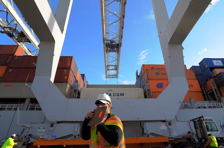 US wholesaler sales fall 1.9 percent in January