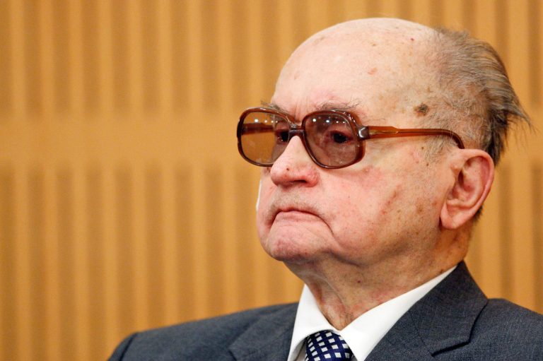 Poland’s Gen. Wojciech Jaruzelski dies at 90