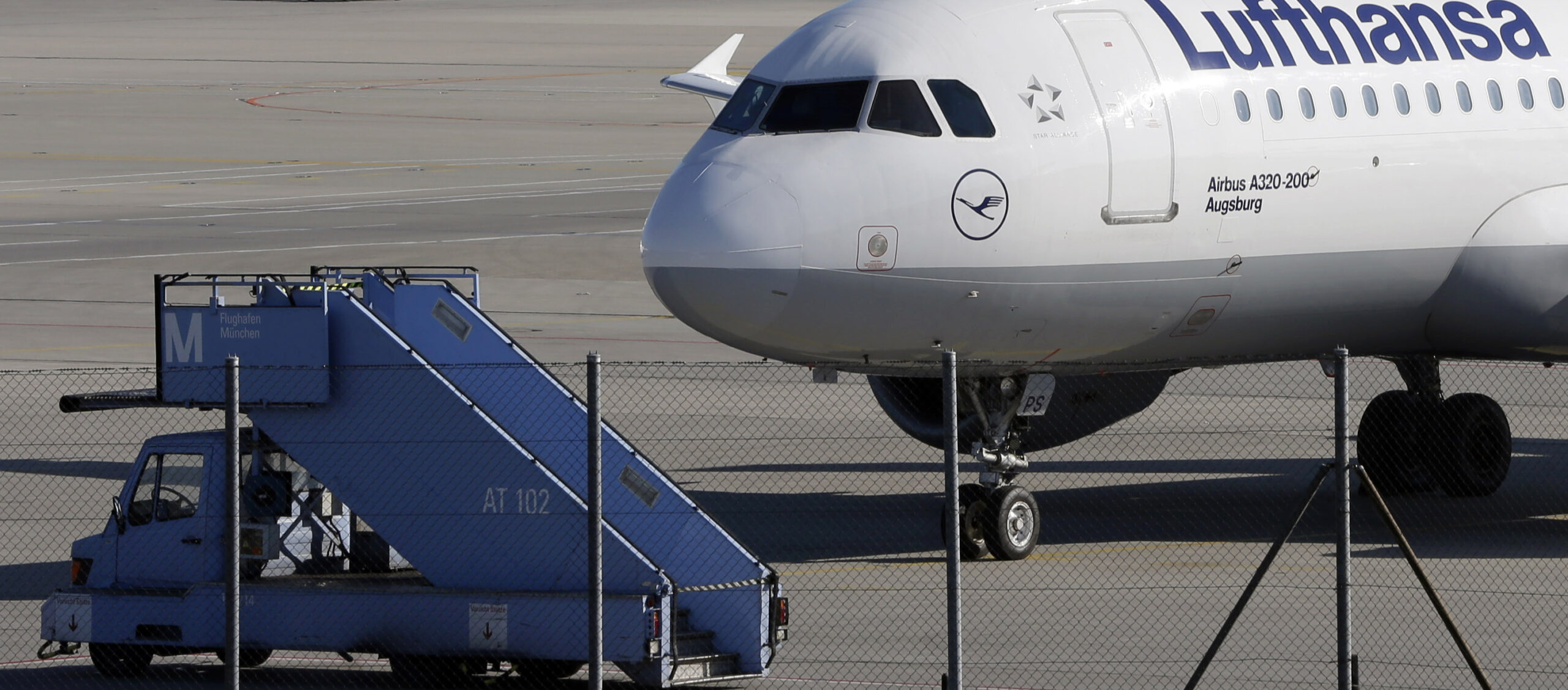 Lufthansa pilots to stage 3-day strike next week