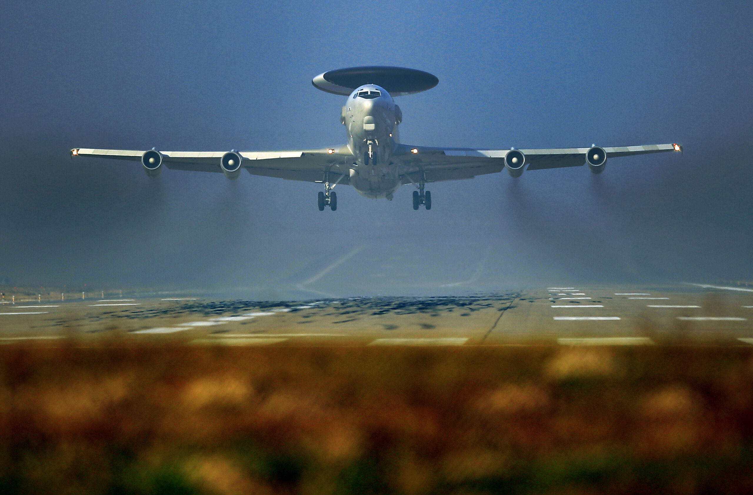 NATO sends 2 surveillance planes to Ukraine border