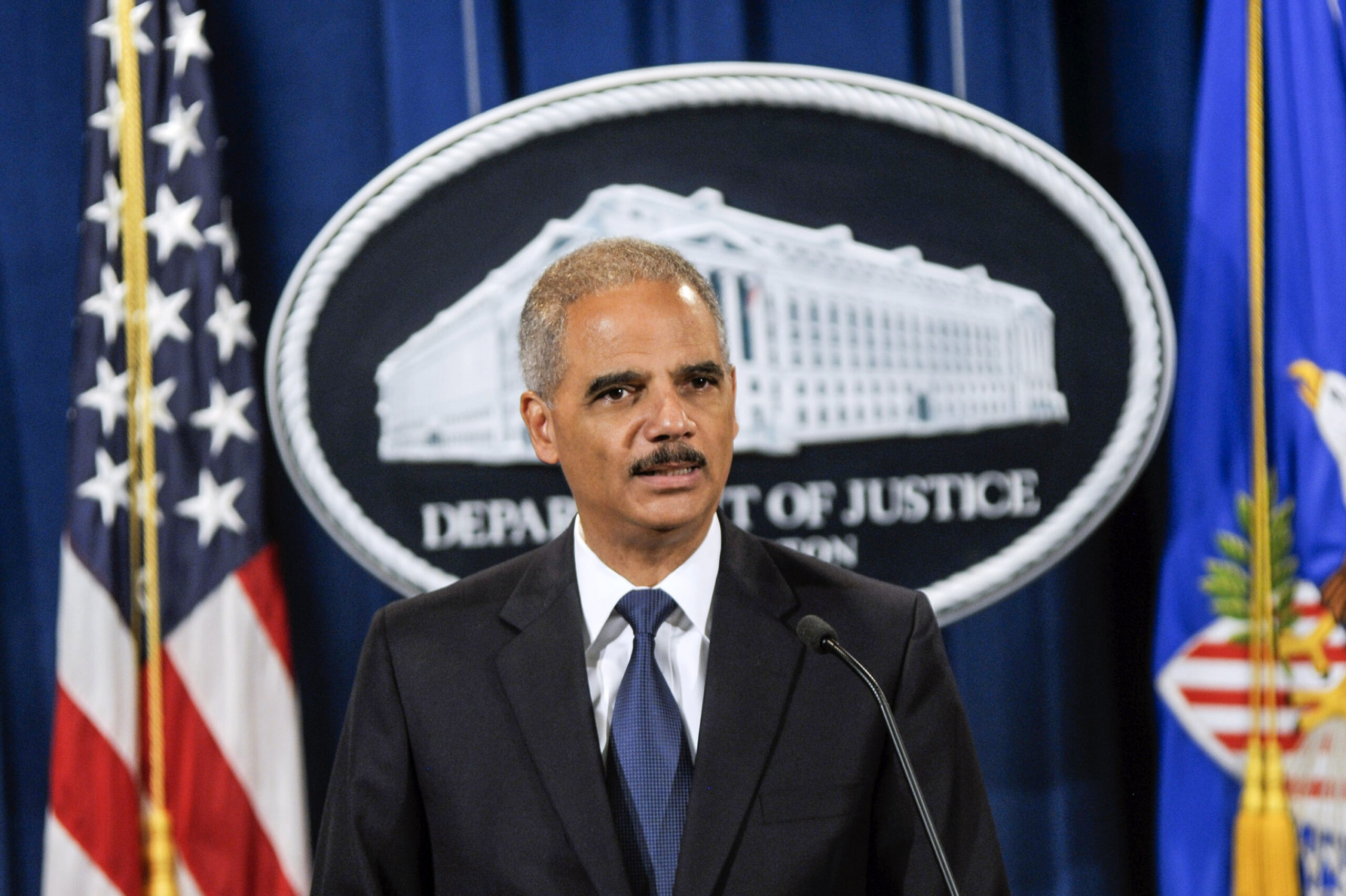 Eric Holder pushes reduced drug sentences