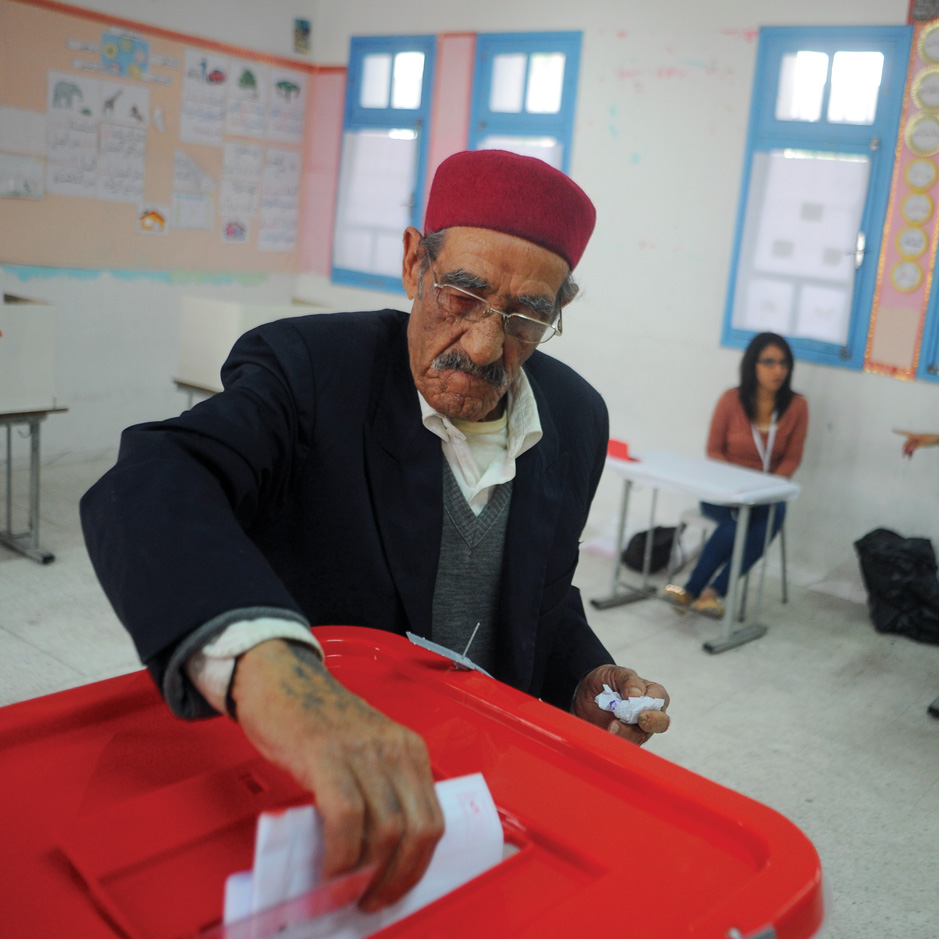 Tunisia Stands Alone