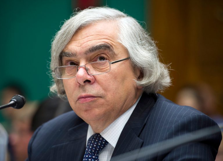 Obama officials: Rule won’t kill coal-fired power