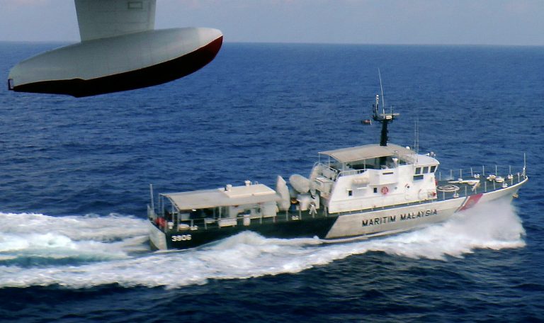 Lack of passport checks expose air security flaw