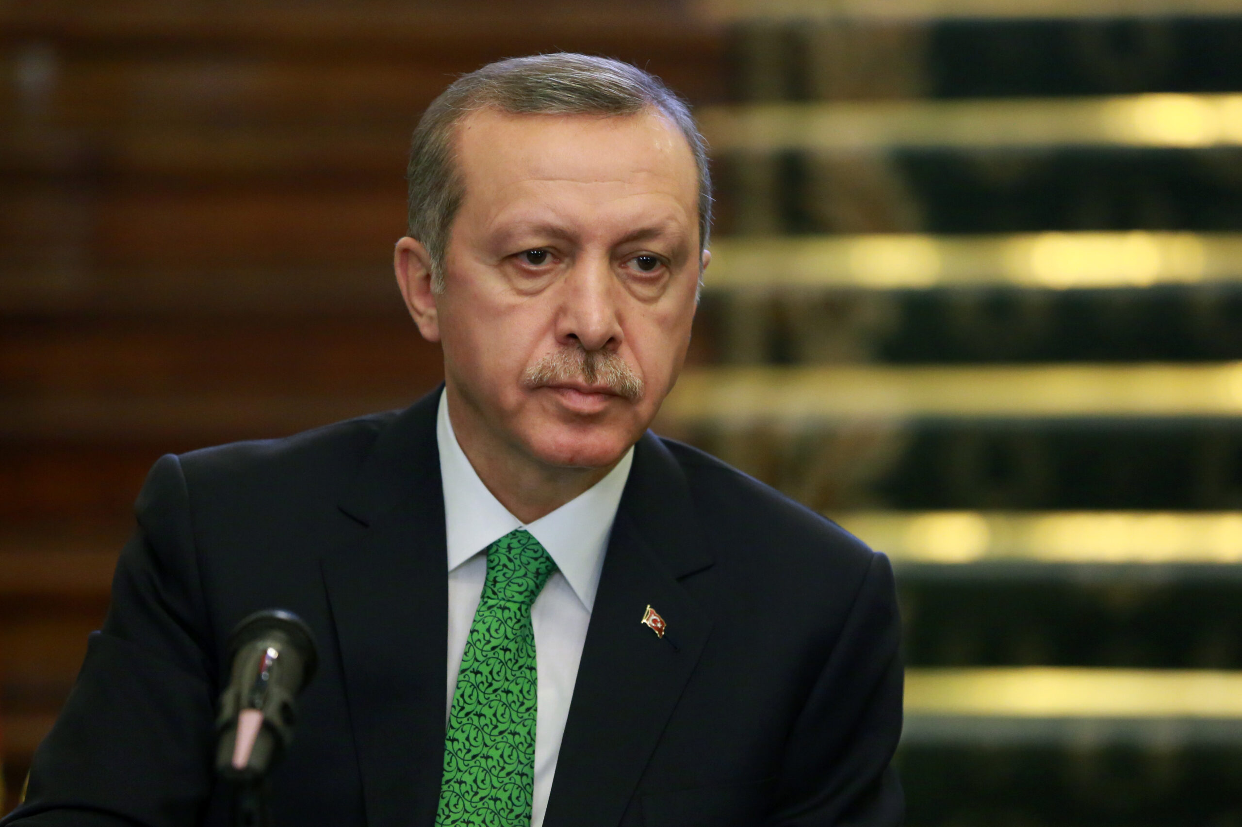 Turkish attempt to ban Twitter appears to backfire