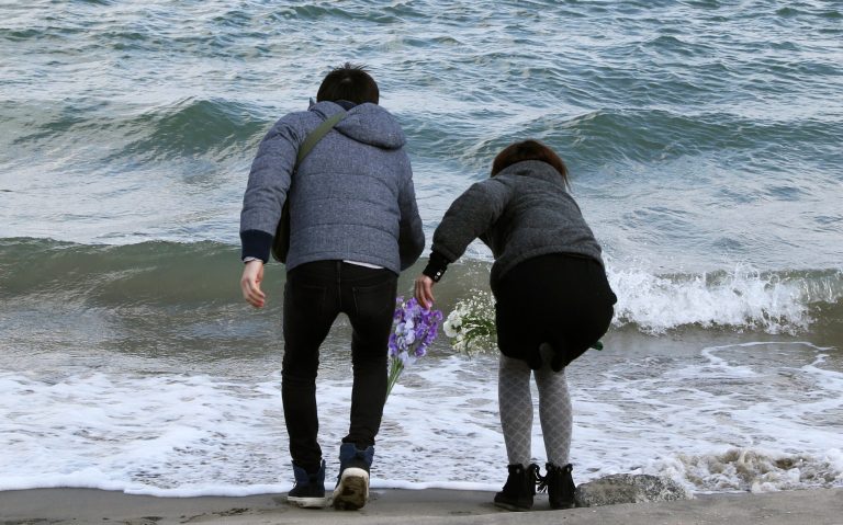 Japan marks 3rd anniversary of tsunami disasters