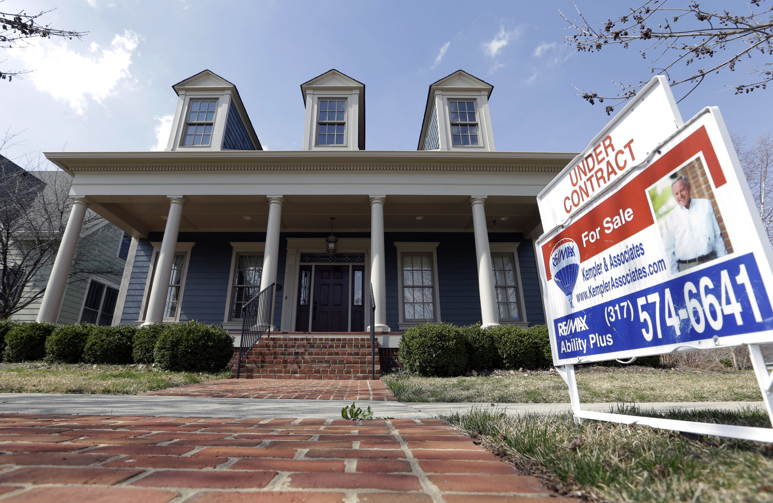 Home and stock values boost US household wealth