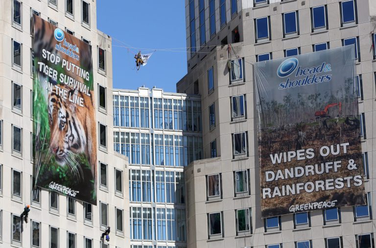 Cincinnati police probe Greenpeace security breach