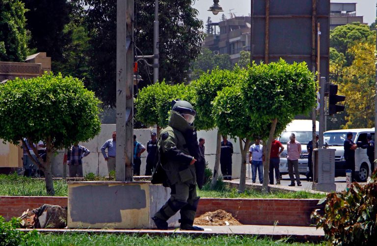 Blasts kill 2 senior policemen near Egypt palace