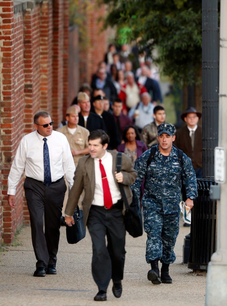 Washington Navy Yard opening 3 days after massacre