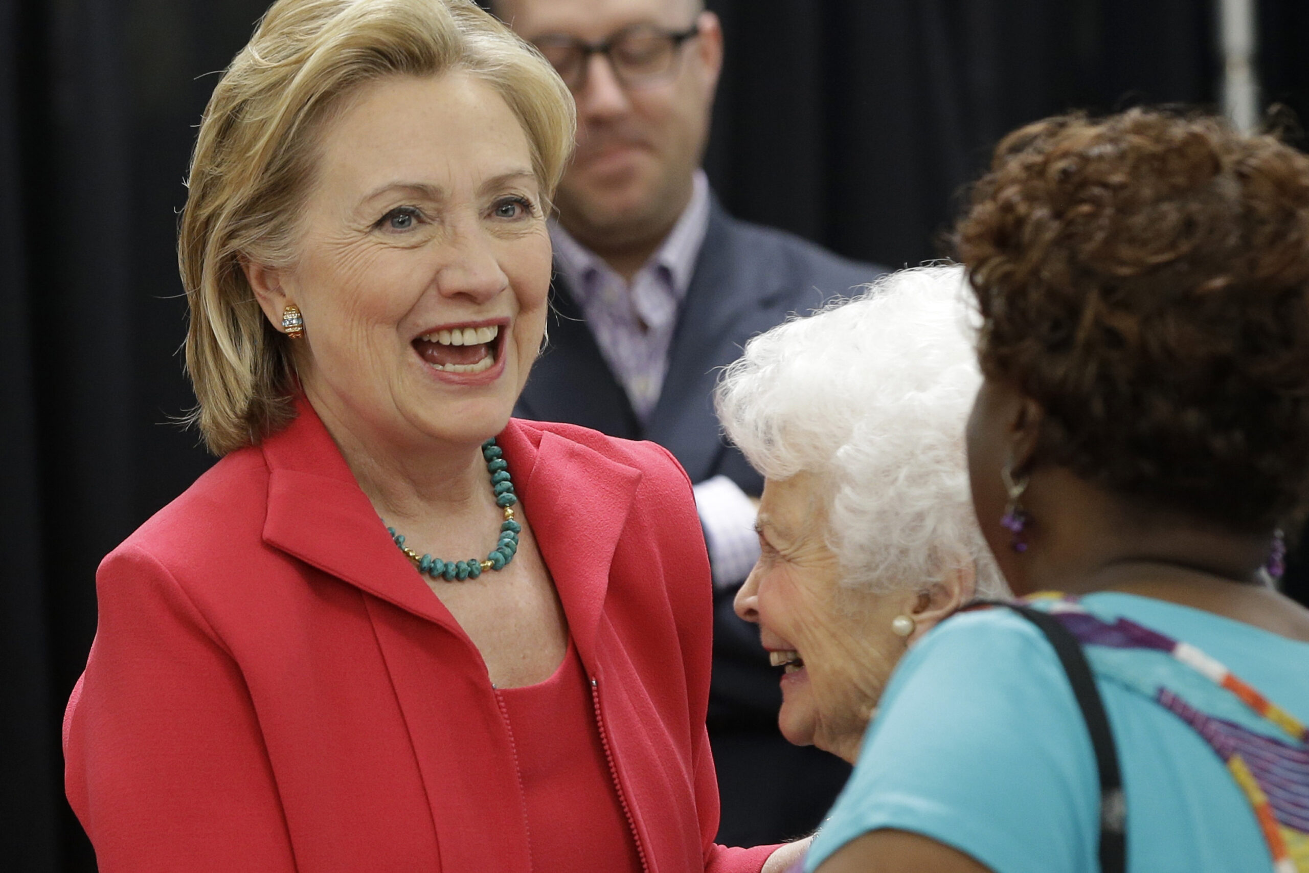 China importer scraps plan to sell Clinton memoir