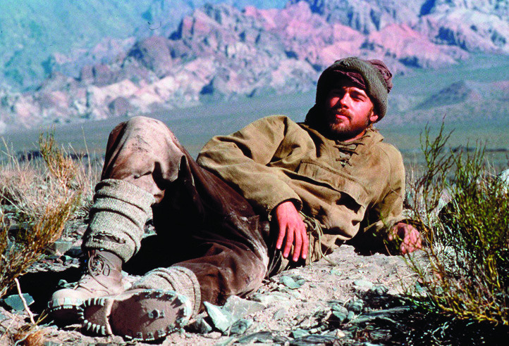 Brad Pitt tweets: I’m coming to China