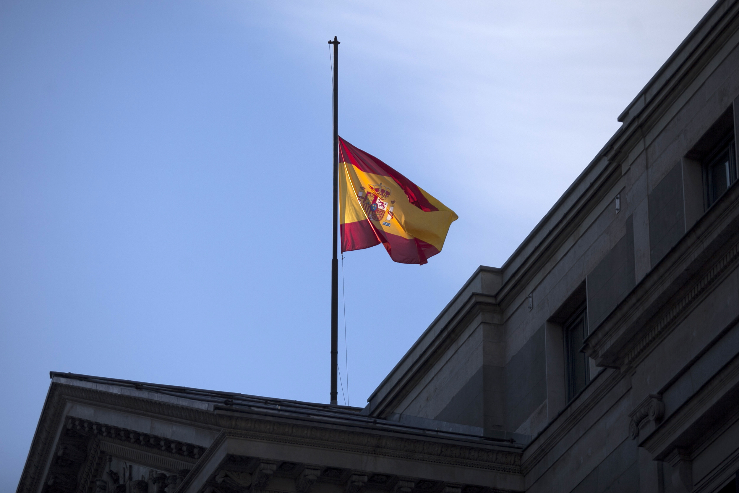 Spain pays homage to former PM Adolfo Suarez