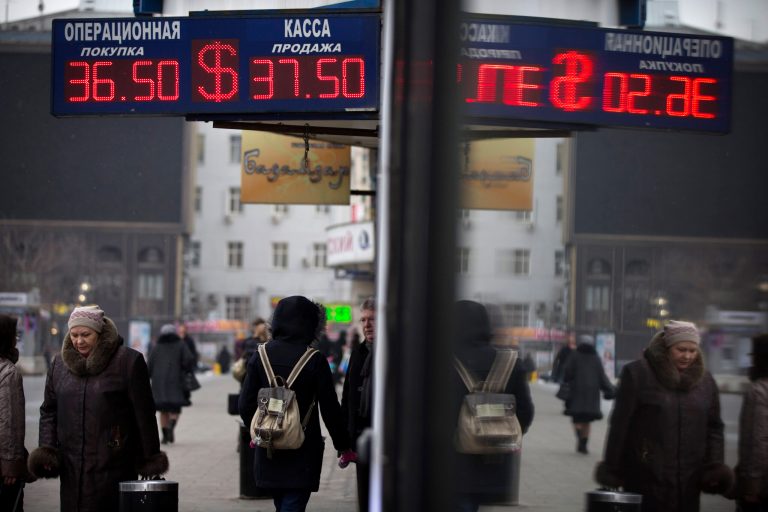 Russian markets, ruble plummet on Ukraine fears
