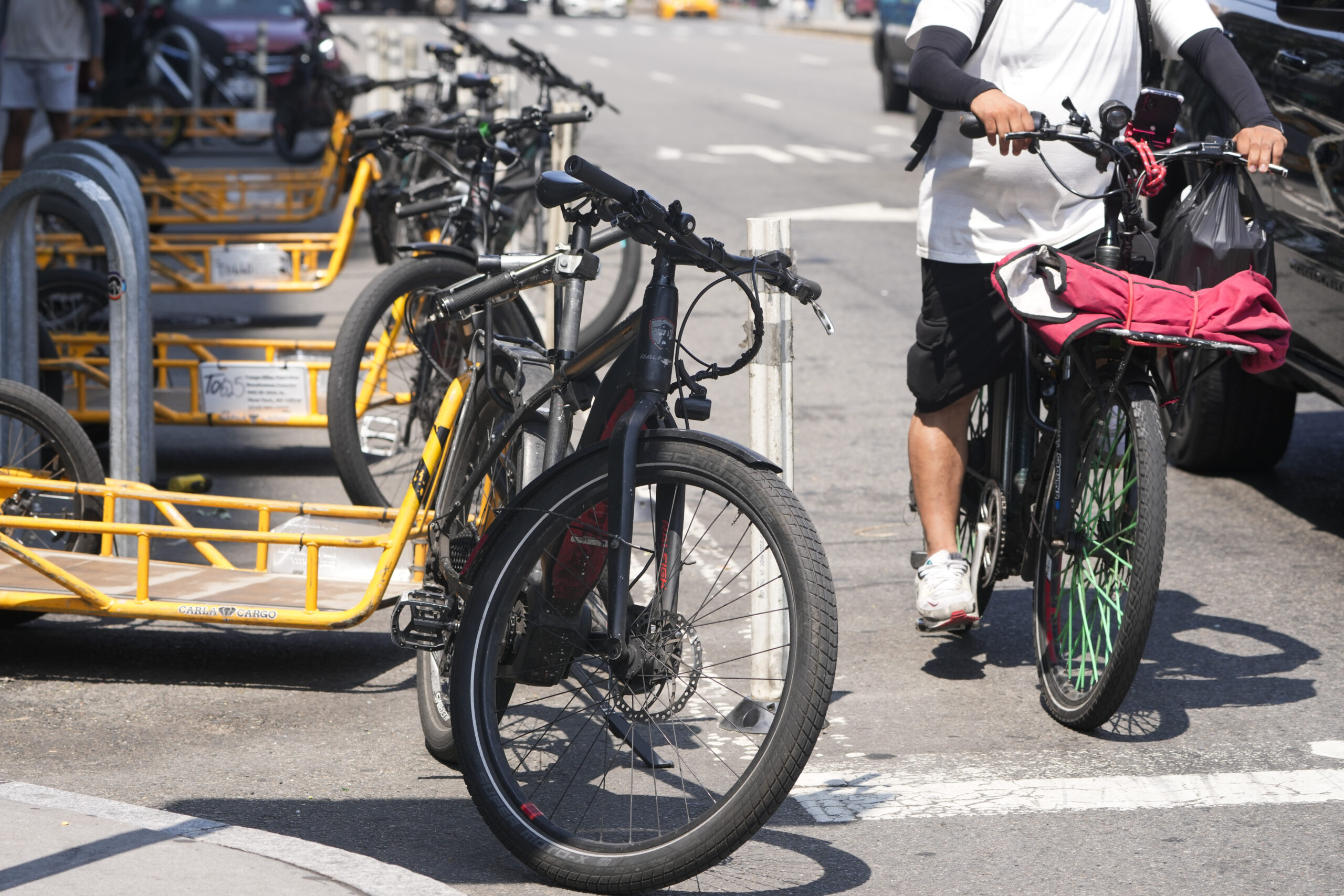NYC E-bike battery deaths and injuries hit record high in 2023