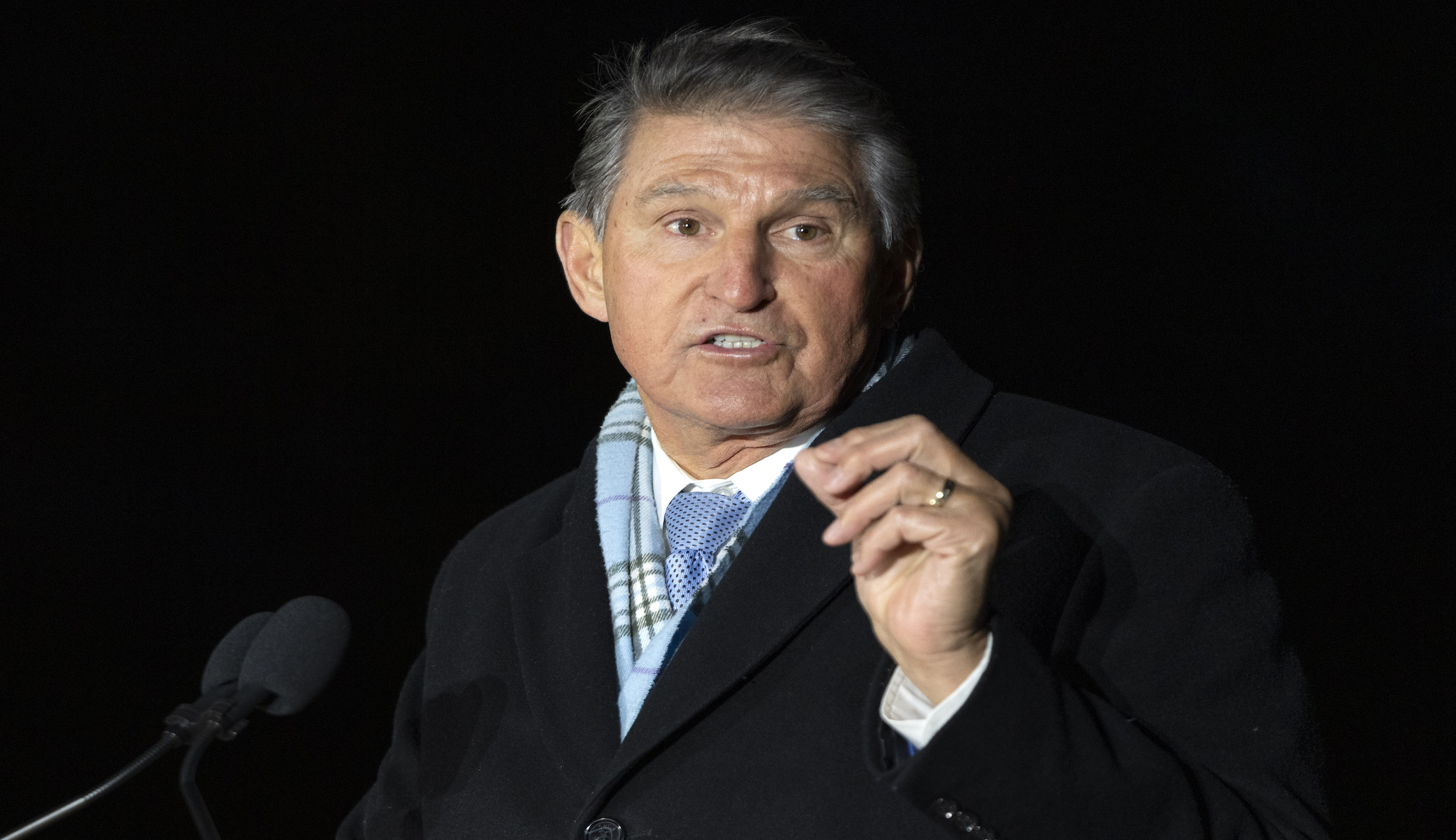 Biden ‘breaking the law’ makes Manchin angrier than EV push