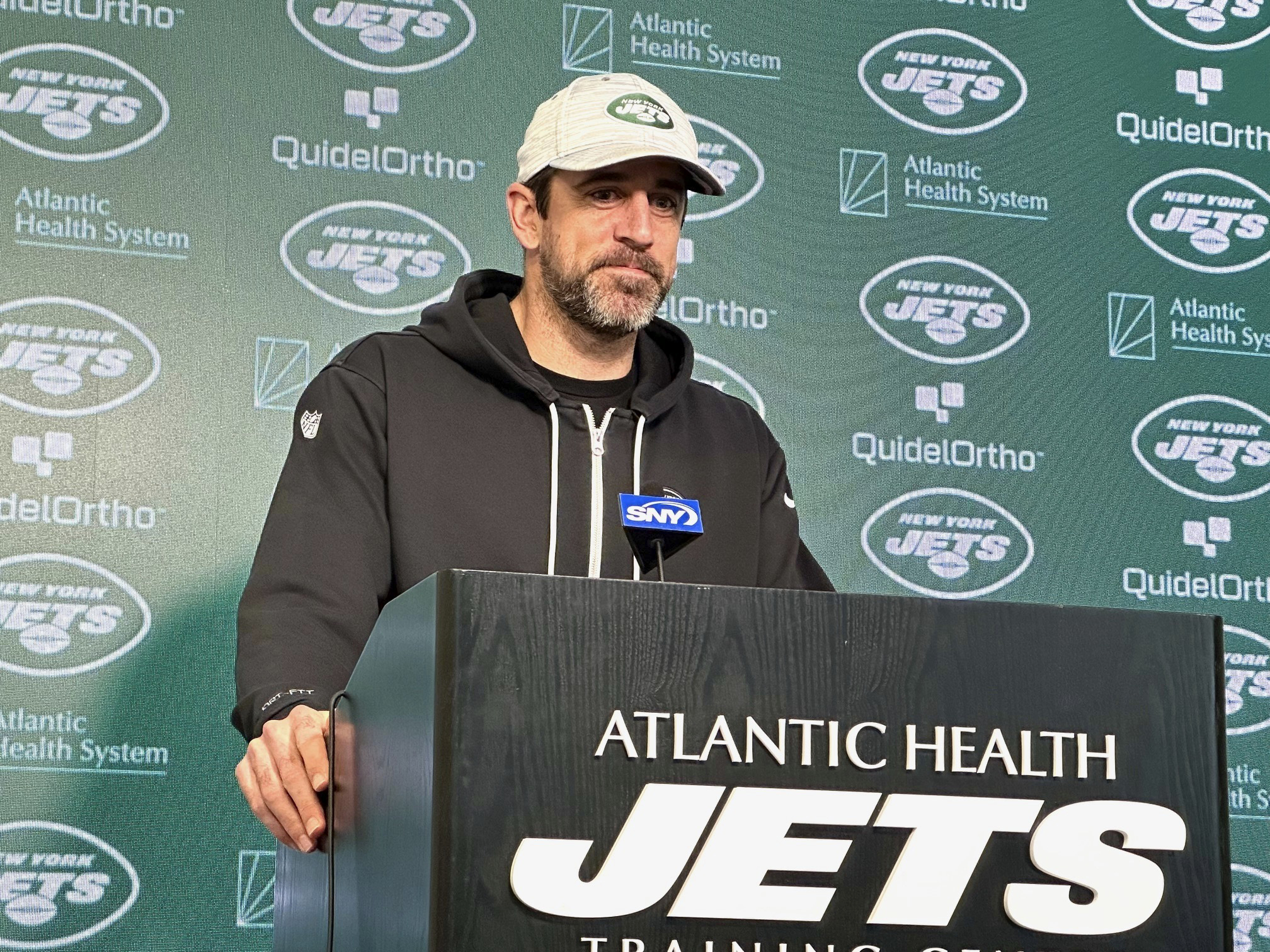 Aaron Rodgers briefly returns to The Pat McAfee Show a day after host announced his departure