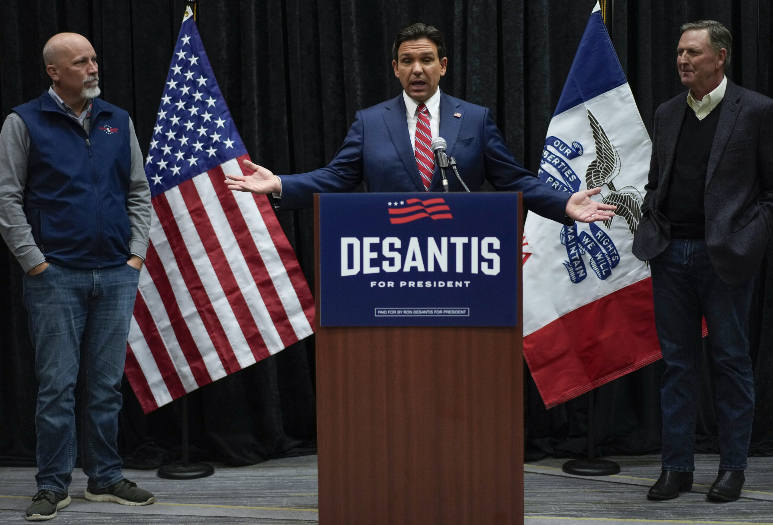 DeSantis orders Florida higher education to waive requirements for Jewish transfer students