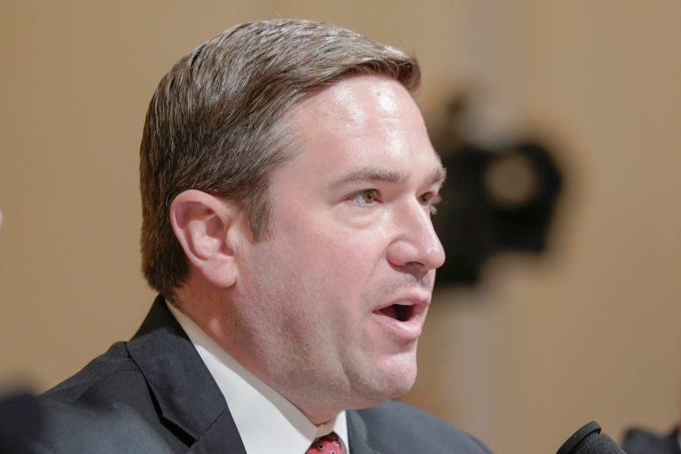 Republican attorneys general slam Democrats trying to shut down huge manufacturing facility