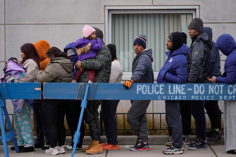 Chicago schools plead with lawmakers to send additional resources as number of migrant students grows