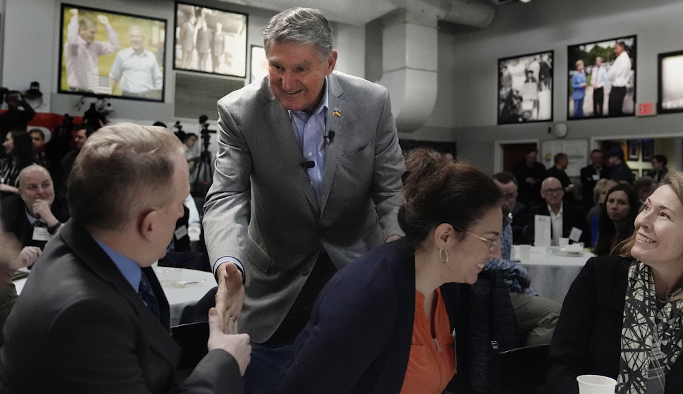 Joe Manchin returns to New Hampshire as 2024 presidential speculation mounts