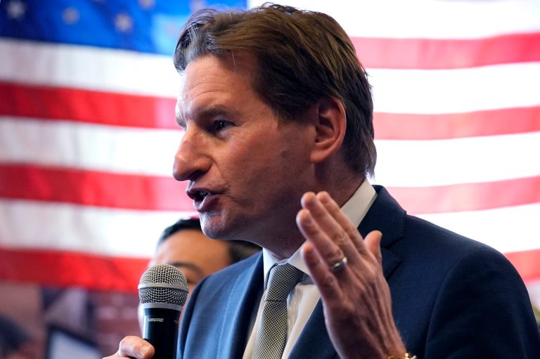 Phillips says Democrats should ‘wake up’ after Biden’s South Carolina primary win