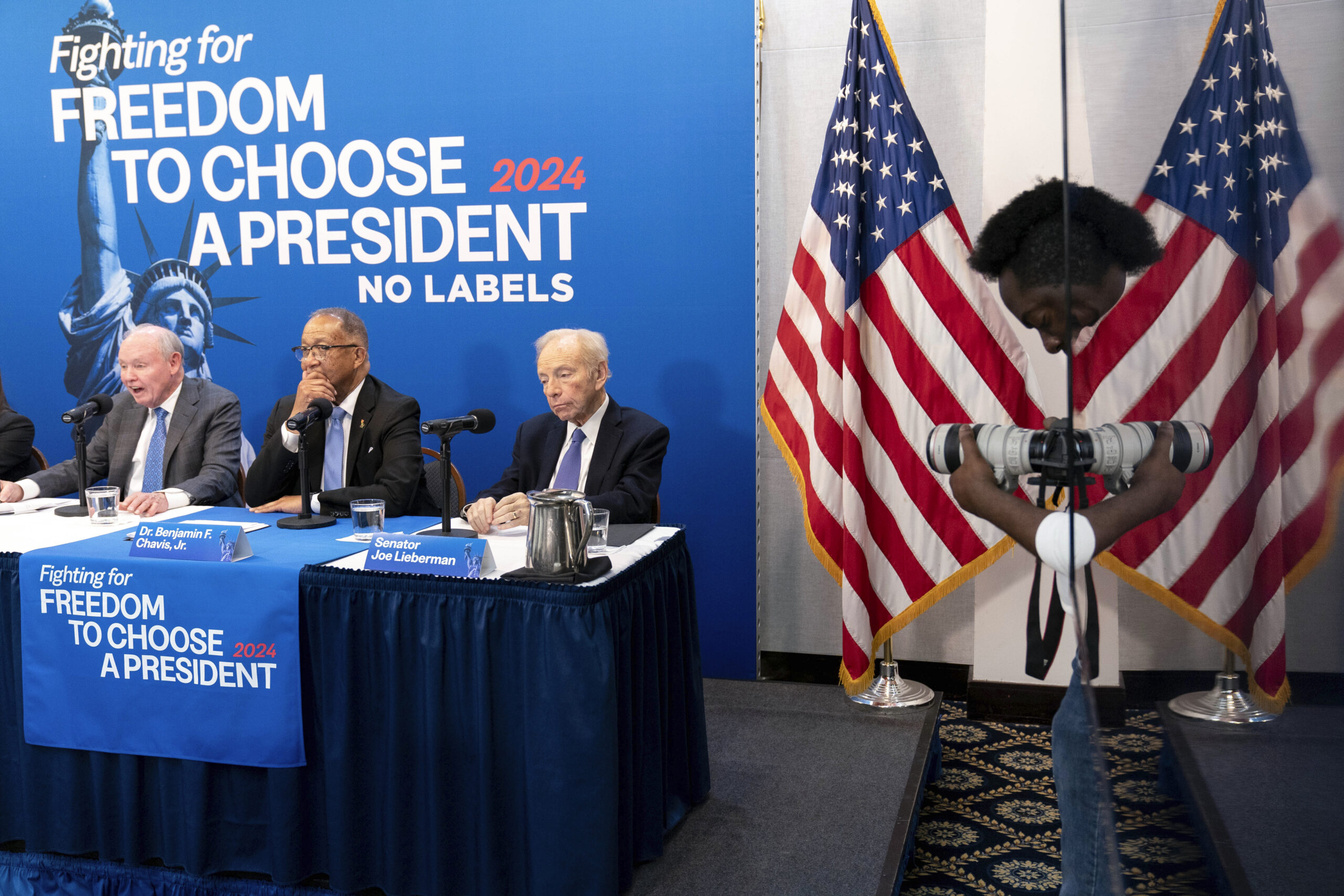 Democratic groups file campaign finance complaints to uncover No Labels donors