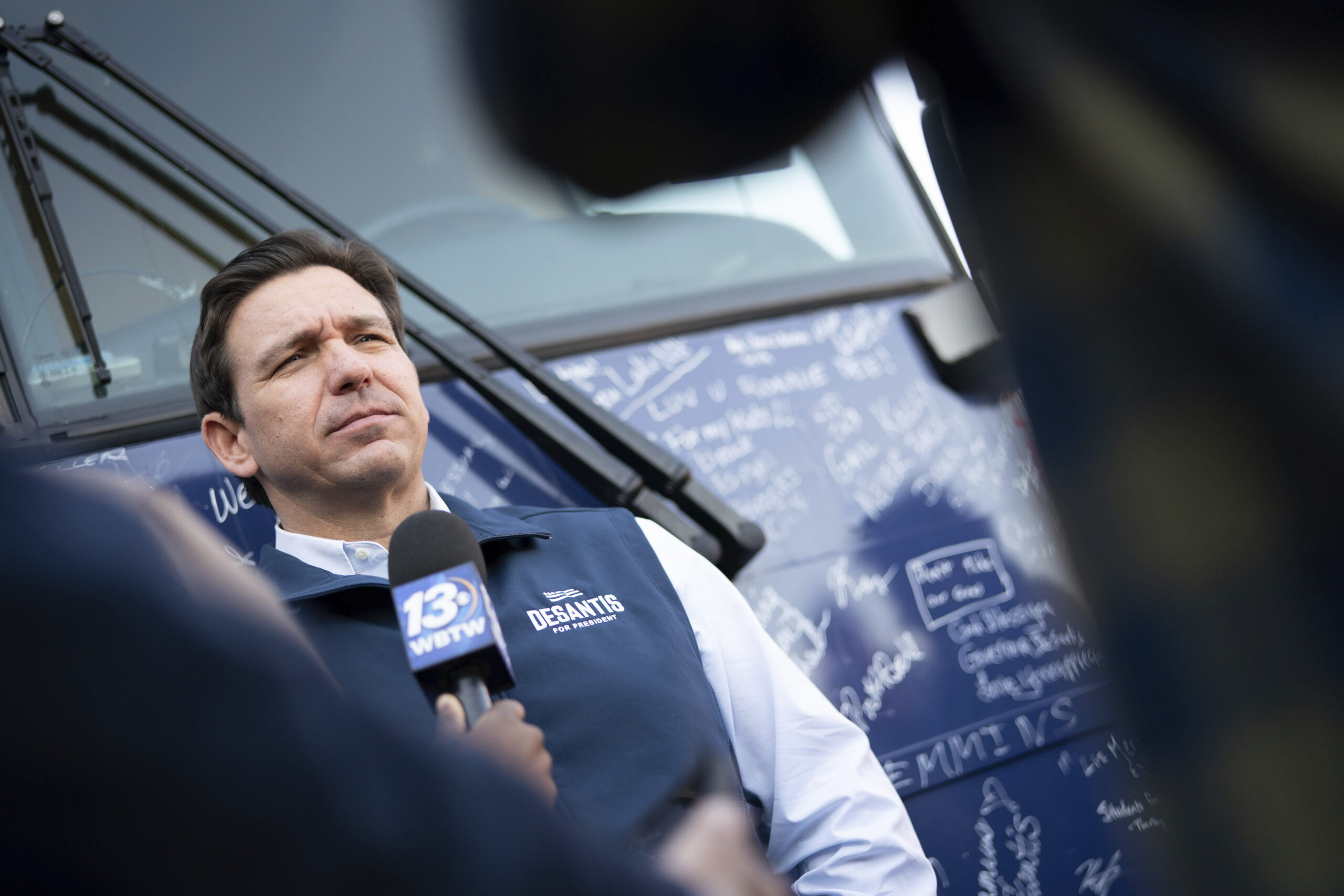 As Trump bests DeSantis, the border crisis trumps the ‘wokeness’ crisis