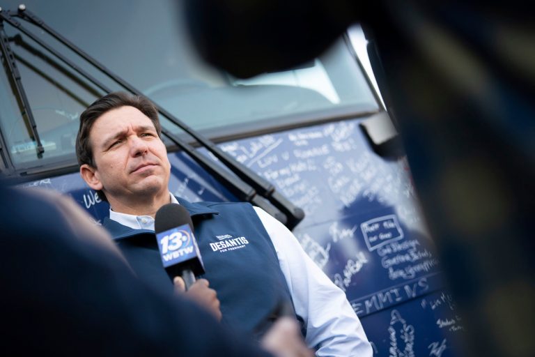 As Trump bests DeSantis, the border crisis trumps the ‘wokeness’ crisis