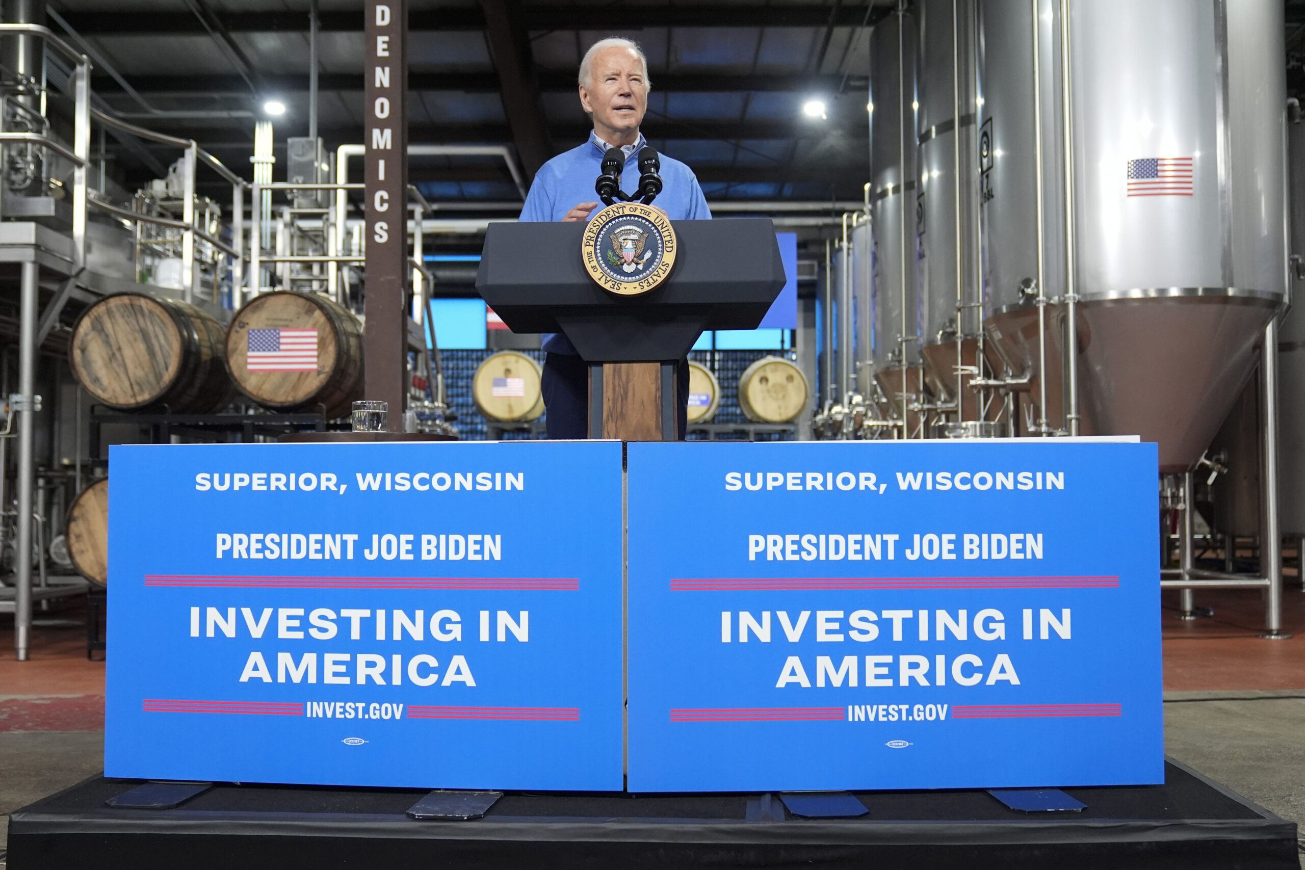 Biden travels to Wisconsin, promising $5 billion in infrastructure projects