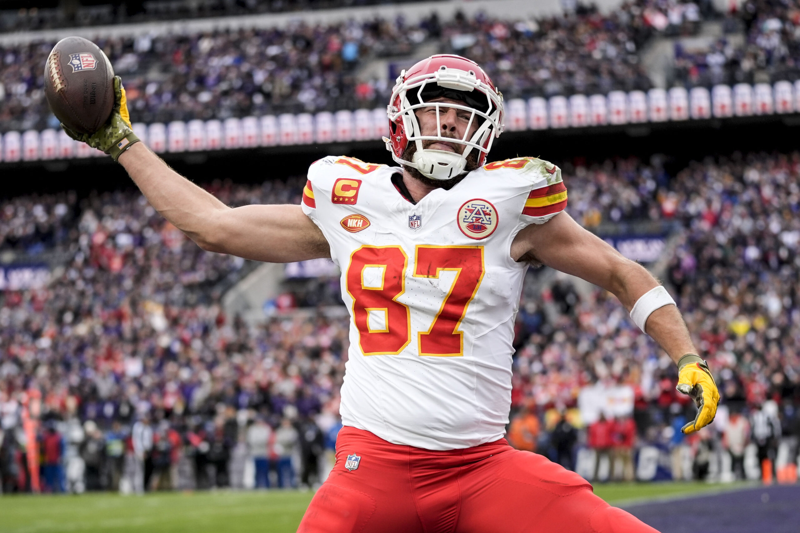Mahomes and Kelce are headed to the Super Bowl after Chiefs shut down Ravens 17-10