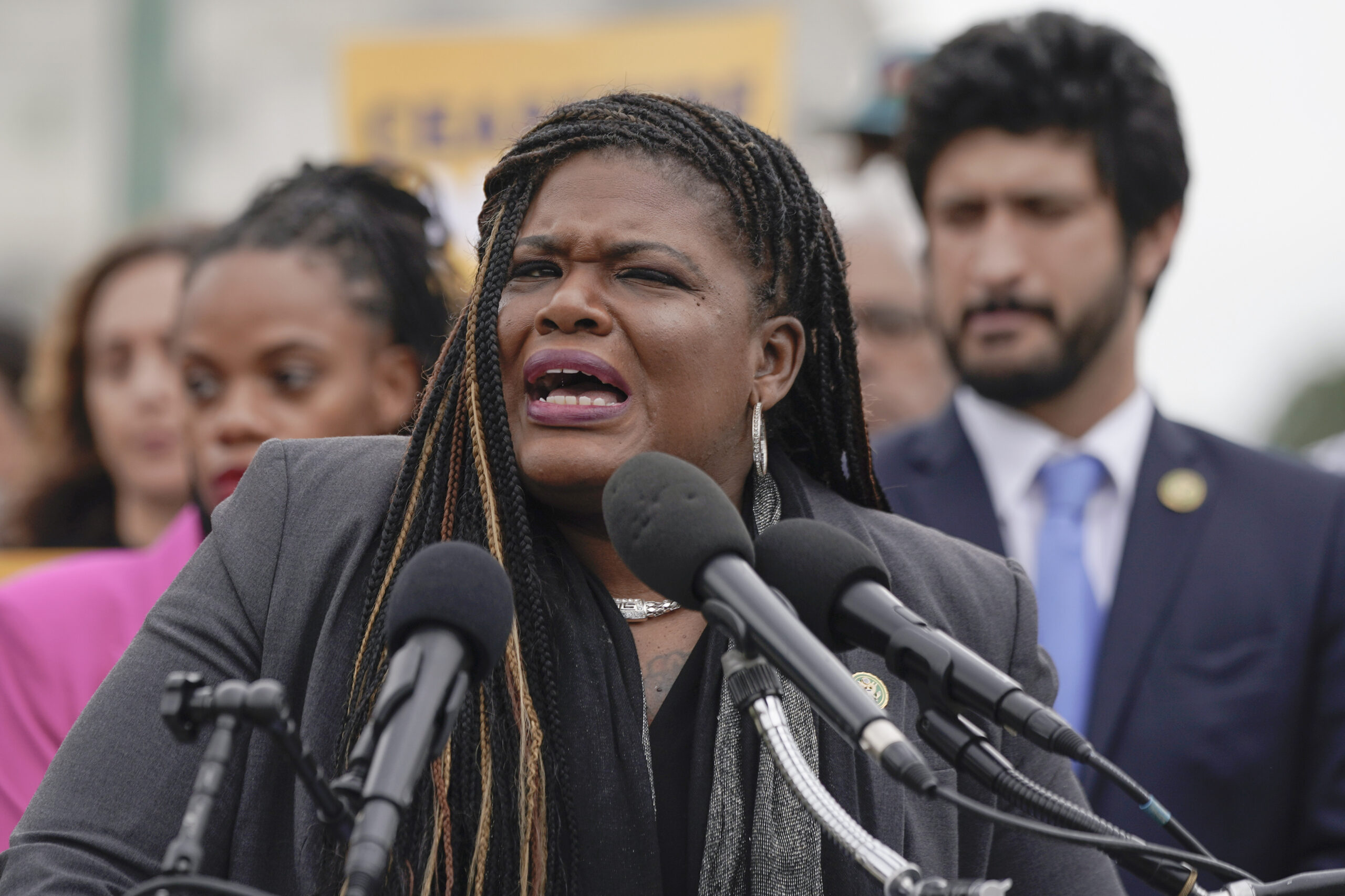 How Cori Bush’s private security payments prompted a criminal investigation