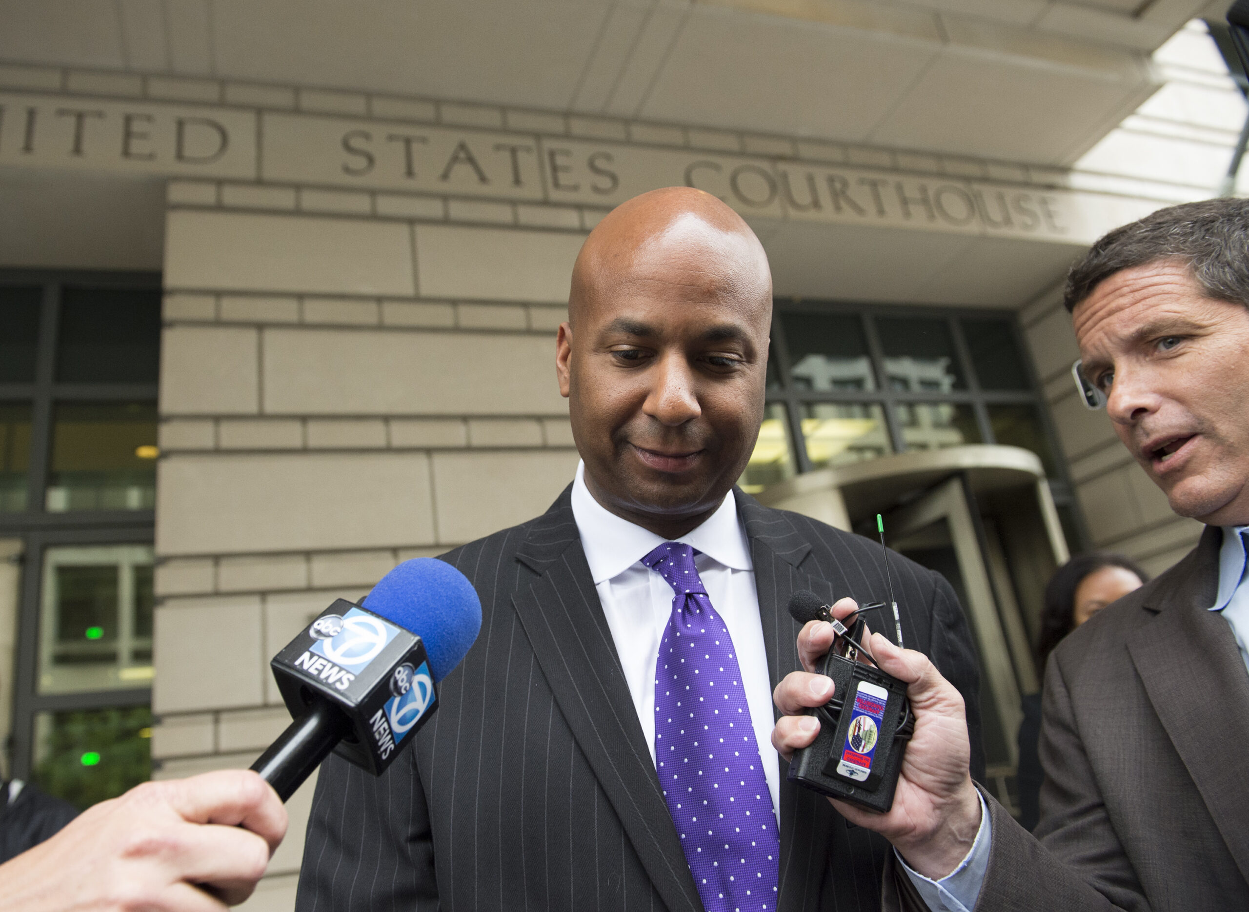 Former DC councilman convicted of bribery is running for Congress