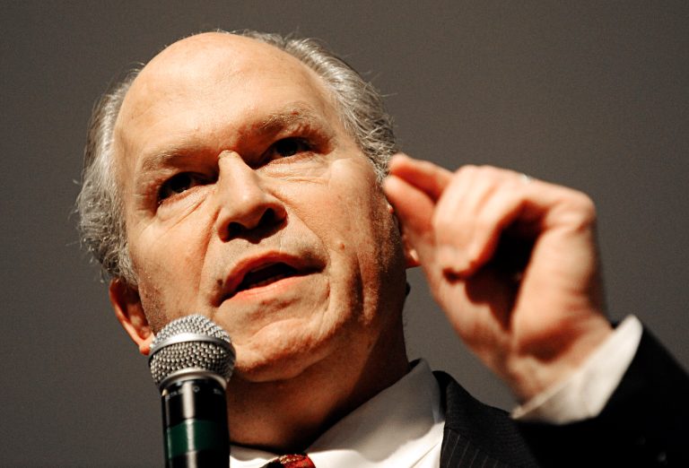 State must weigh in on independent candidacy for Alaska governor