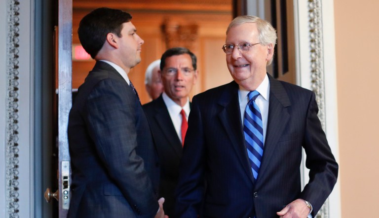 Republicans get key win on Senate rules for health bill