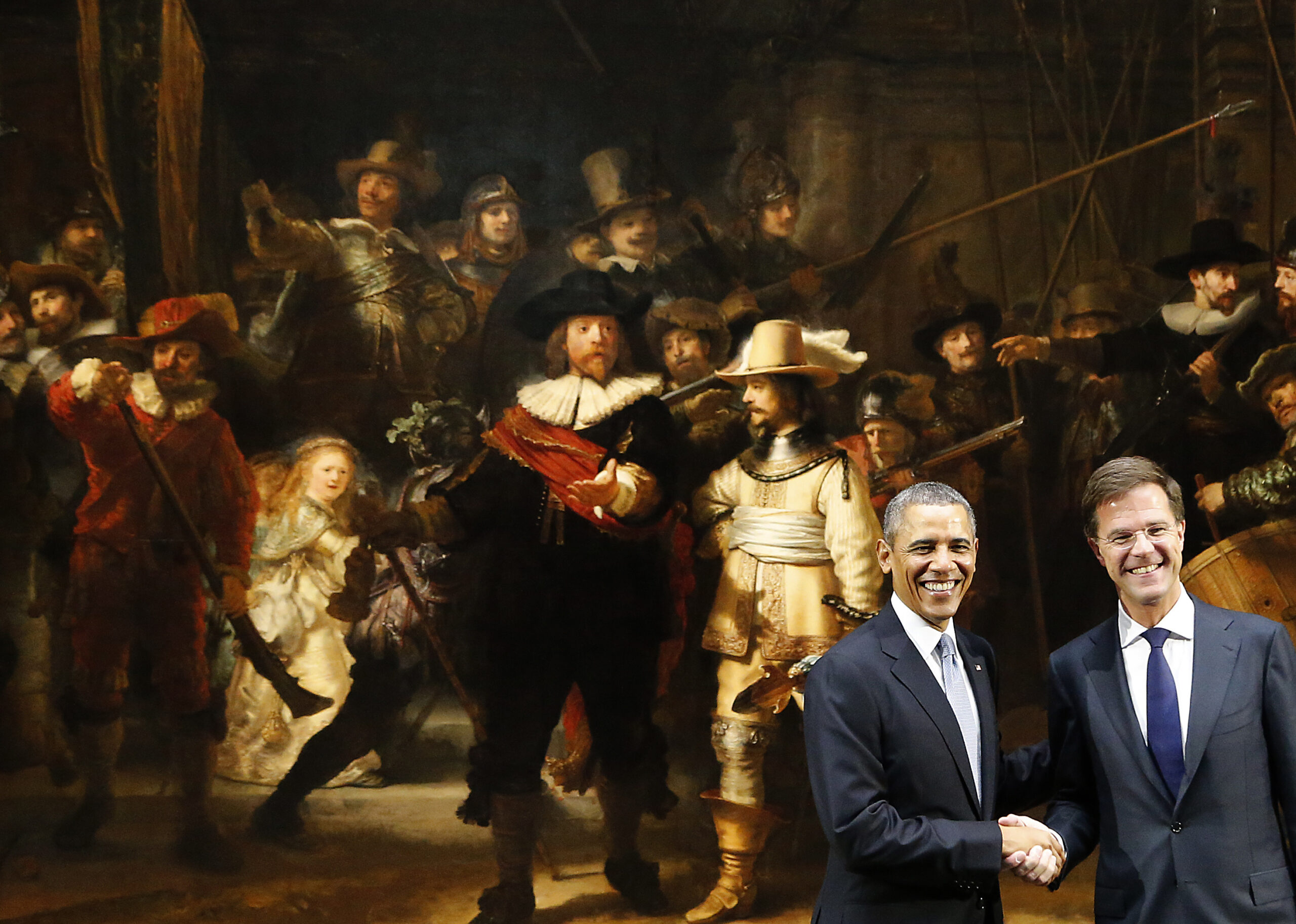 WHITE HOUSE NOTEBOOK: Obama praises art backdrop