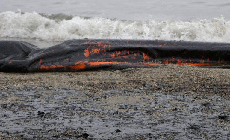 Crews clean up oil spill in Texas shipping channel