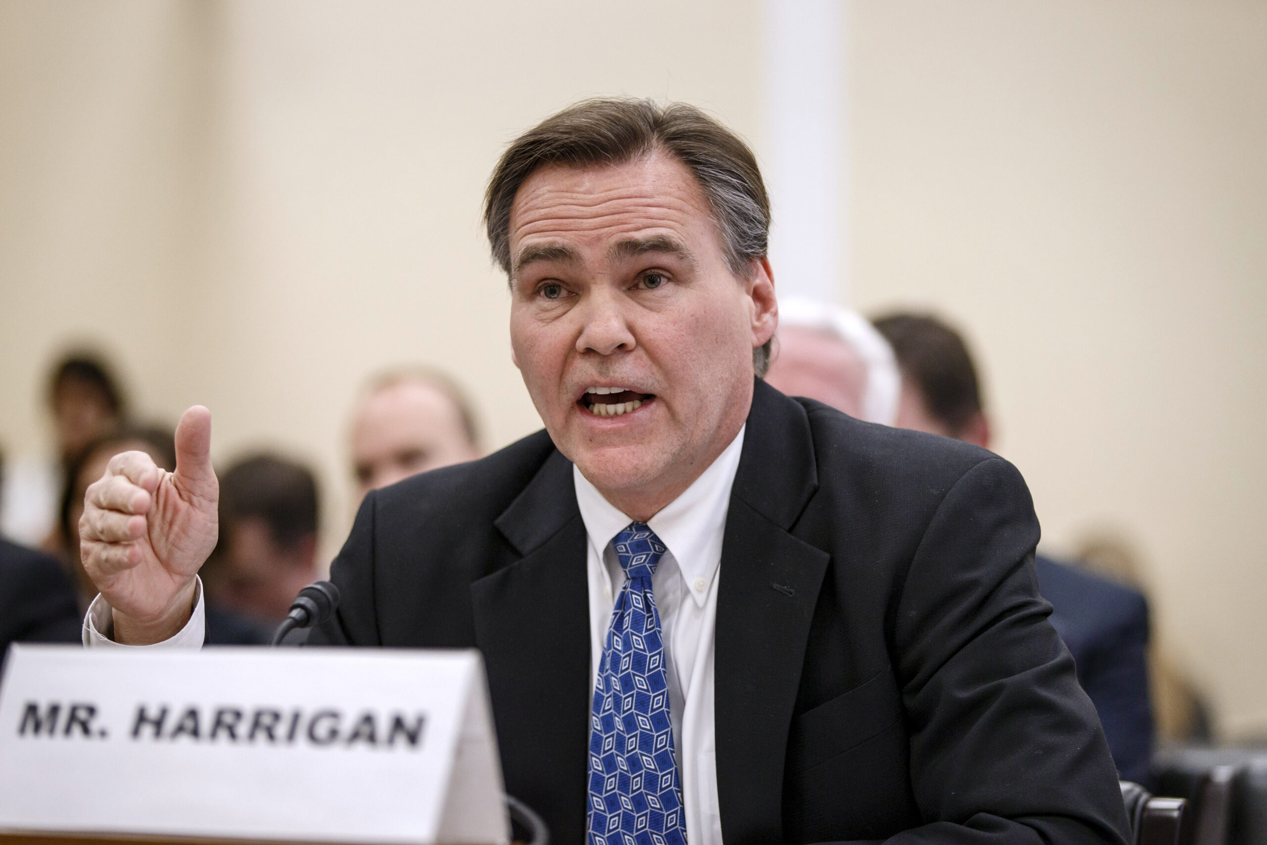 Lawmakers press White House, again, on pot rules