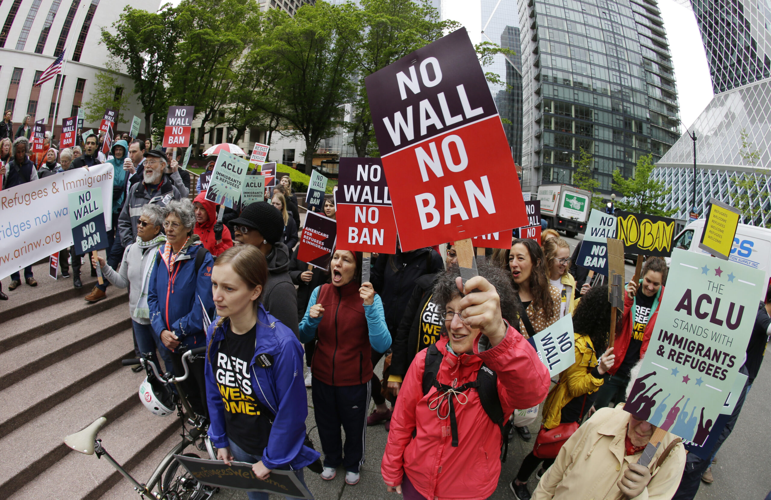 Supreme Court takes on Trump’s travel ban
