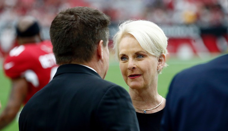 Cindy McCain defends the Biden family against Trump’s accusations: ‘I was very disappointed’