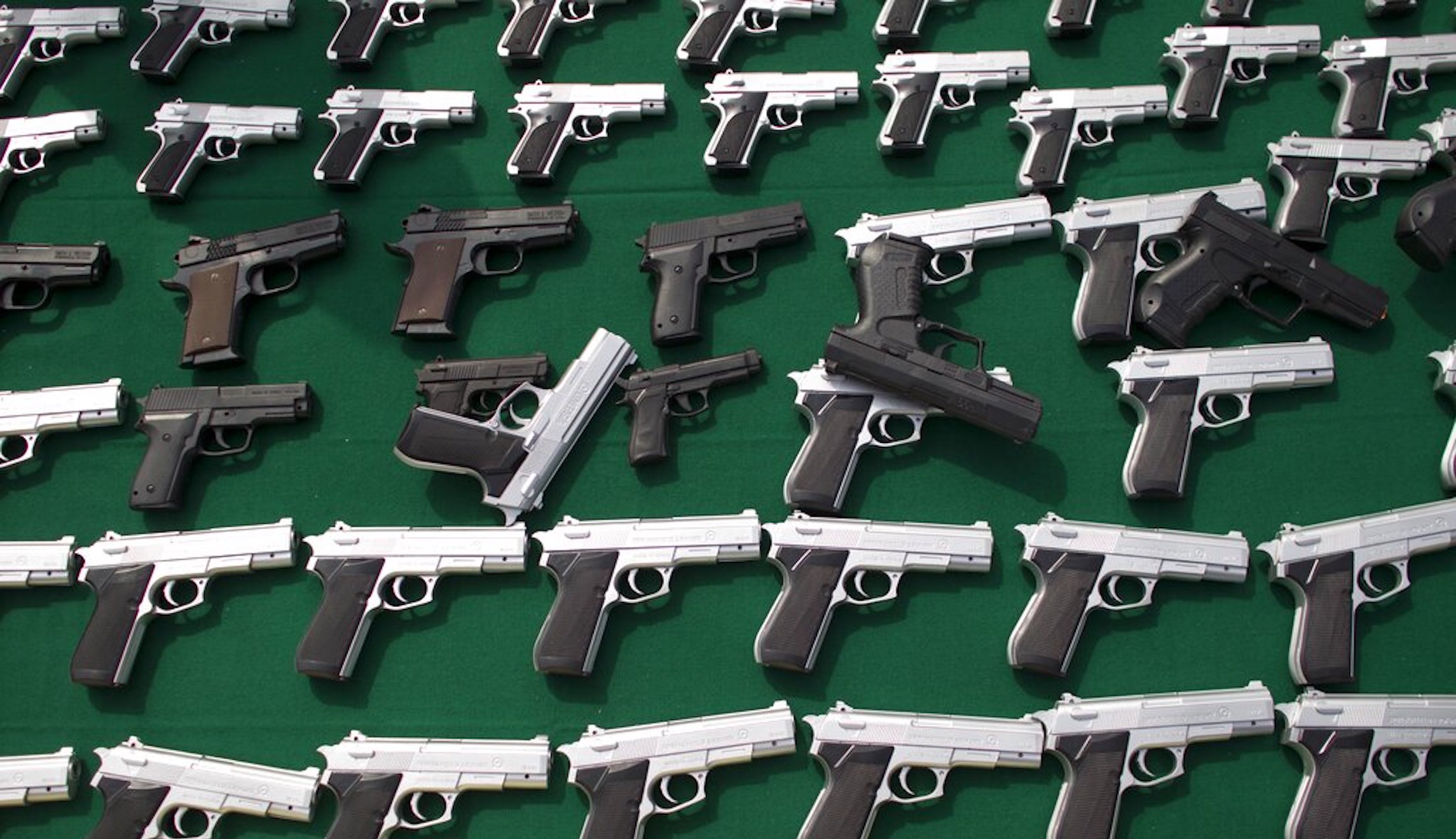 Illinois’ gun ban registry compliance low ‘no matter how you slice it,’ group says