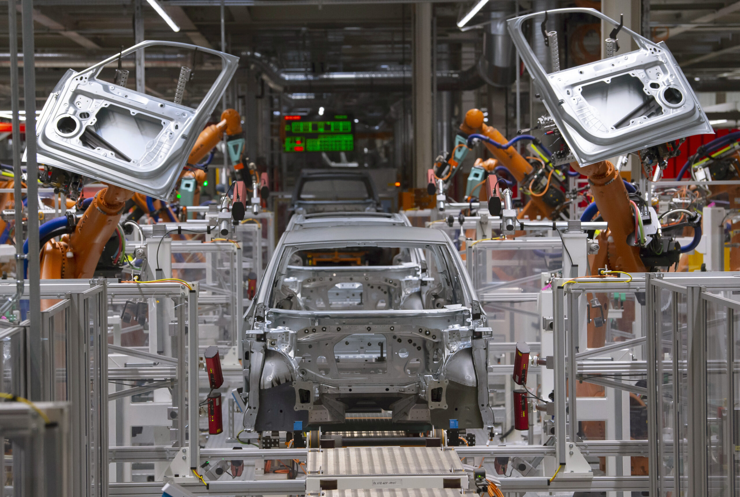 Volkswagen claims new battery retains 95% capacity after equivalent of 310,000 miles